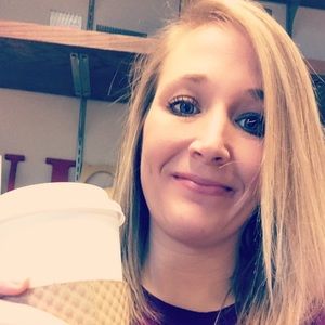 Meet your Posher, Mallory